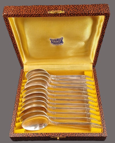Coffret cuillères café - à,